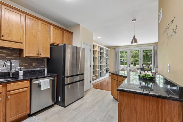 25 FOREST GATE LN, Wilmington, DE 19810