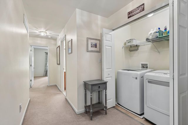 25 FOREST GATE LN, Wilmington, DE 19810