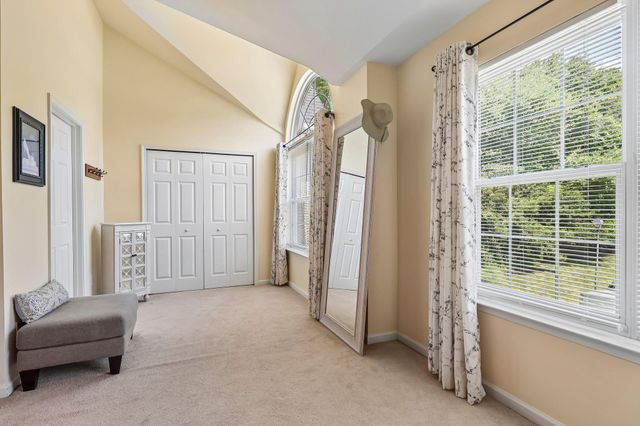 25 FOREST GATE LN, Wilmington, DE 19810