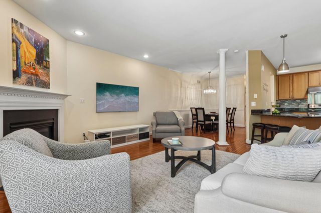 25 FOREST GATE LN, Wilmington, DE 19810