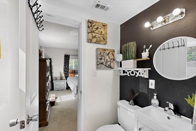 504 Jefferson Street, Hillsboro, TX 76645