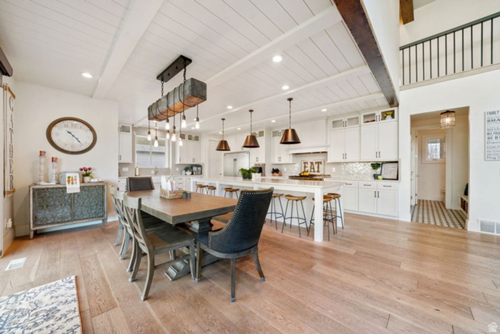 Image 12 of property listing at 953 E 1000 N, American Fork, UT 84003