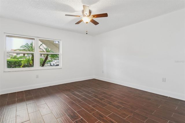 9920 EAGLES POINT CIRCLE 2, Port Richey, FL 34668
