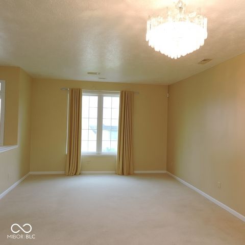 10863 Secretariat Drive, Indianapolis, IN 46234