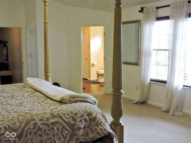 10863 Secretariat Drive, Indianapolis, IN 46234