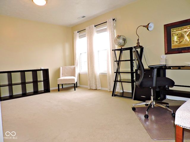 10863 Secretariat Drive, Indianapolis, IN 46234