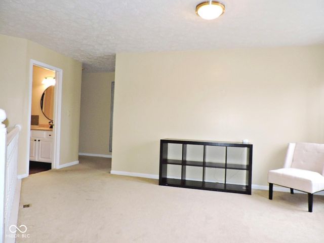 10863 Secretariat Drive, Indianapolis, IN 46234