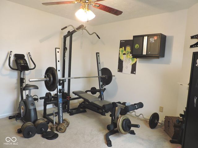 10863 Secretariat Drive, Indianapolis, IN 46234