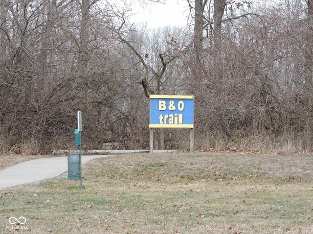 10863 Secretariat Drive, Indianapolis, IN 46234