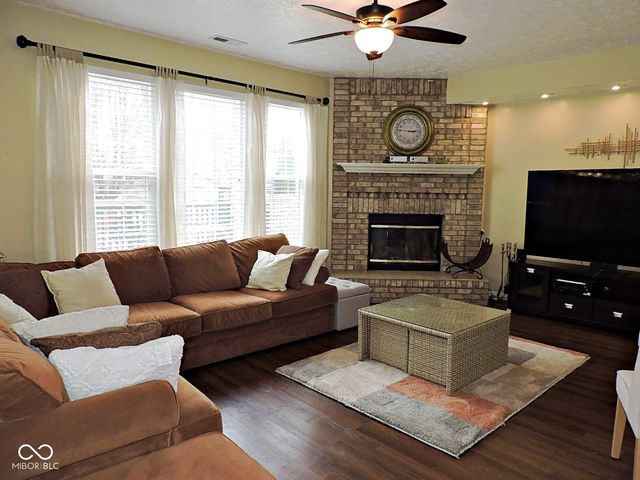 10863 Secretariat Drive, Indianapolis, IN 46234