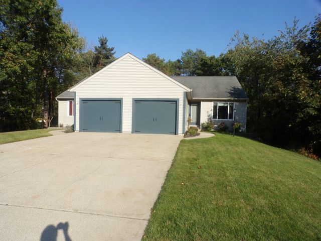 18158 Mohawk Drive, Spring Lake Twp, MI 49456