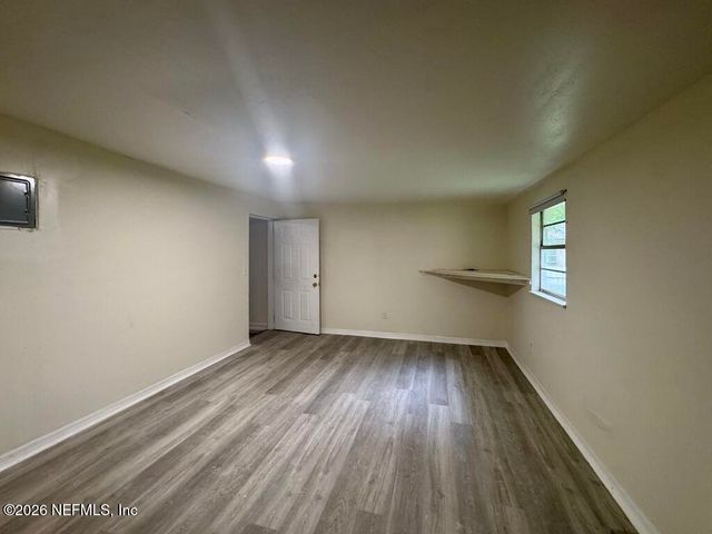 5420 LEAMING Avenue, Jacksonville, FL 32254