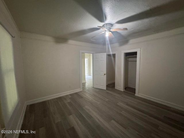 5420 LEAMING Avenue, Jacksonville, FL 32254