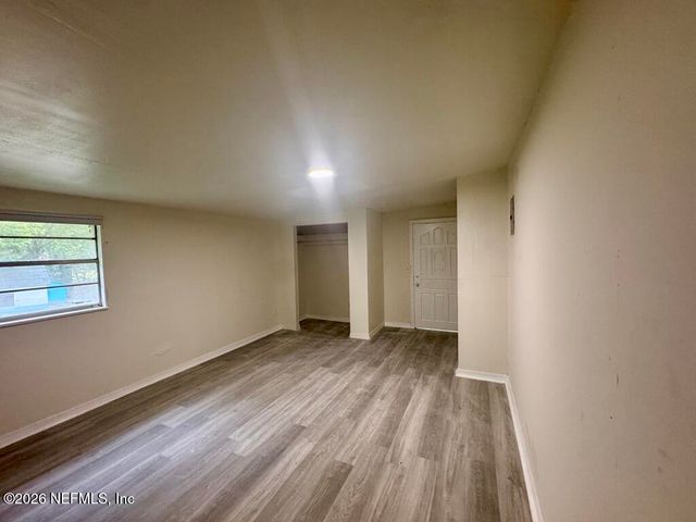 5420 LEAMING Avenue, Jacksonville, FL 32254