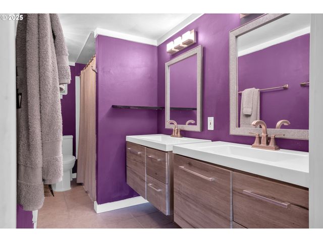 630 COLONIAL Dr, Springfield, OR 97477