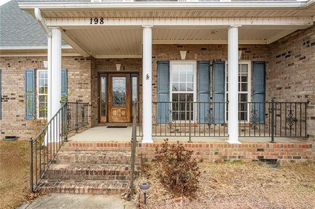 198 Grouse Run, Raeford, NC 28376