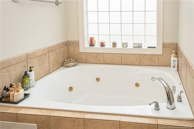 198 Grouse Run, Raeford, NC 28376