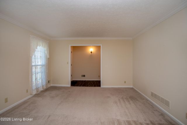 7114 Greengate Ct, Louisville, KY 40241