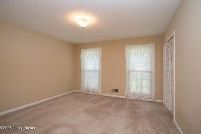 7114 Greengate Ct, Louisville, KY 40241