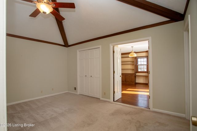 7114 Greengate Ct, Louisville, KY 40241