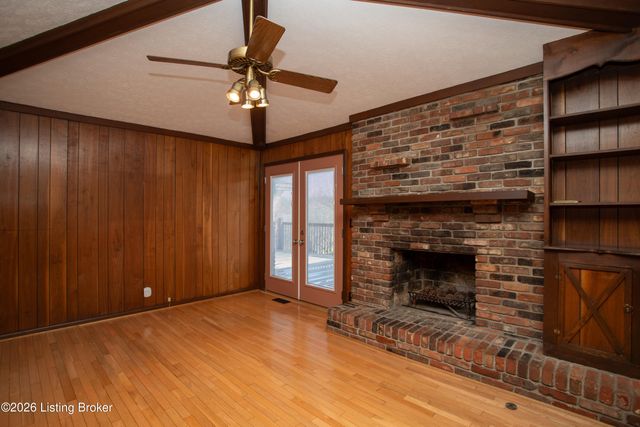 7114 Greengate Ct, Louisville, KY 40241