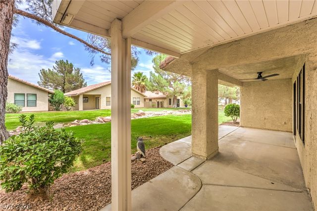 7812 Canoe Lane, Las Vegas, NV 89145