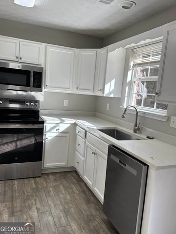 705 Magnolia Gardens Walk, Mcdonough, GA 30253