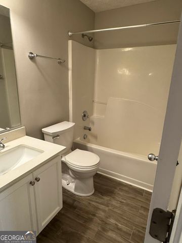 705 Magnolia Gardens Walk, Mcdonough, GA 30253