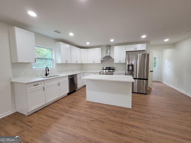 307 Poplar Street, Hogansville, GA 30230