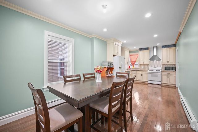 1342 S Lake Street, Plainfield, NJ 07060