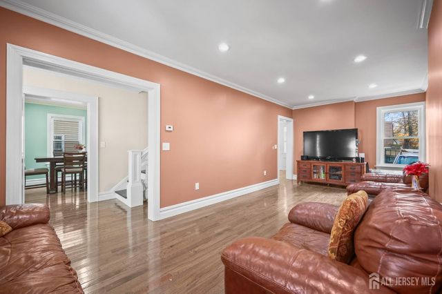 1342 S Lake Street, Plainfield, NJ 07060