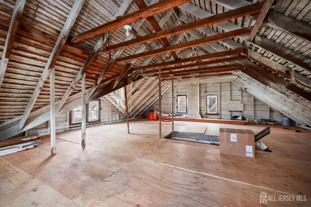 1342 S Lake Street, Plainfield, NJ 07060