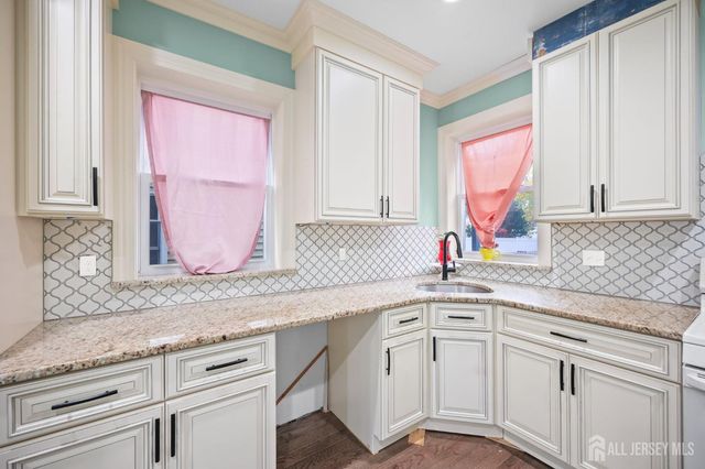 1342 S Lake Street, Plainfield, NJ 07060