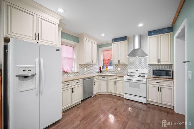 1342 S Lake Street, Plainfield, NJ 07060