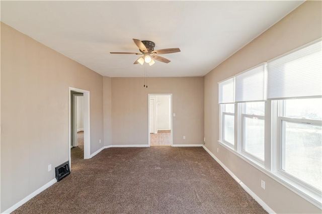 1520 S 7th Street, Atchison, KS 66002