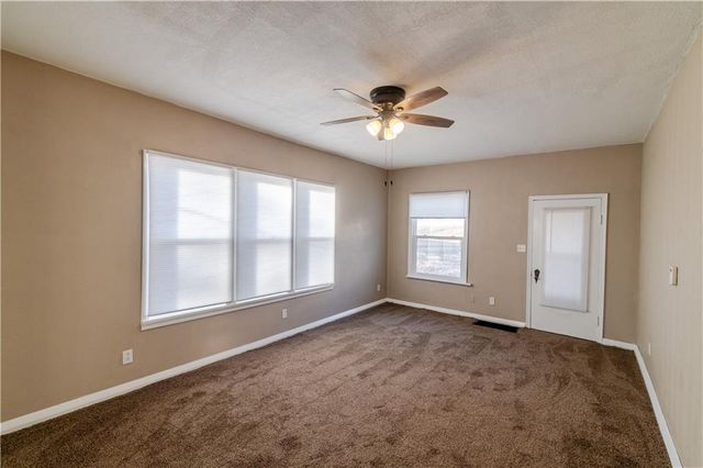 1520 S 7th Street, Atchison, KS 66002