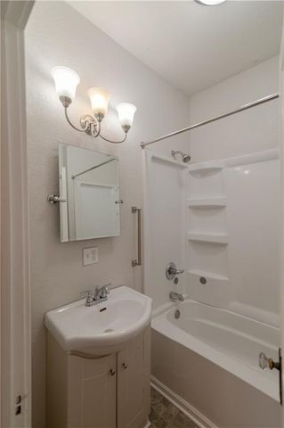 1520 S 7th Street, Atchison, KS 66002