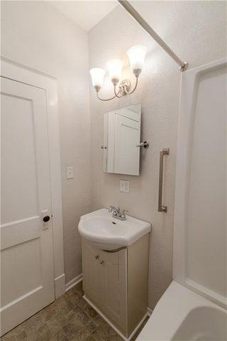 1520 S 7th Street, Atchison, KS 66002