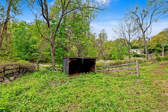 633 Oscawana Lake Road 633, Putnam Valley, NY 10579