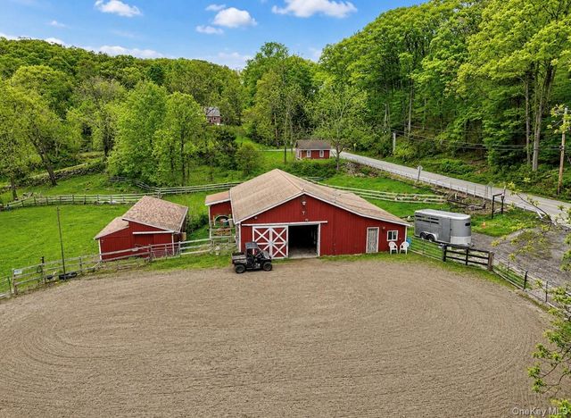 633 Oscawana Lake Road 633, Putnam Valley, NY 10579
