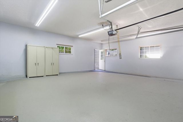 40 Carolyn Court, Social Circle, GA 30025