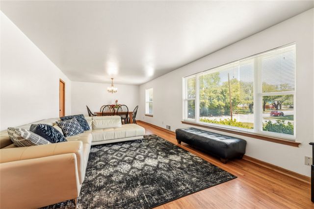 535 Degan Avenue, Lewisville, TX 75057
