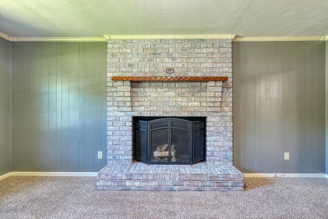 210 Oakmont Dr, Boiling Springs, SC 29316