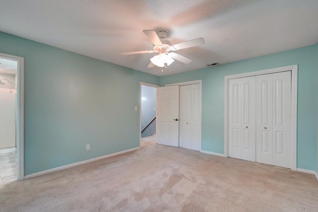 210 Oakmont Dr, Boiling Springs, SC 29316
