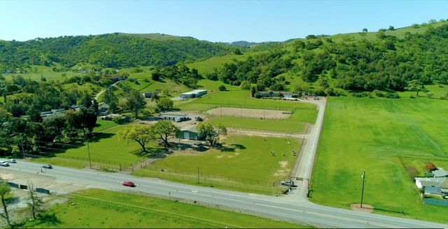19963 Hale Avenue, Morgan Hill, CA 95037