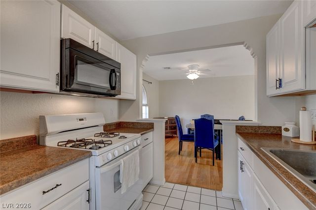 6812 Elm Creek Drive 102, Las Vegas, NV 89108