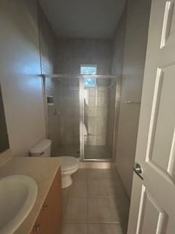 2337 Vintage Drive, Lighthouse Point, FL 33064