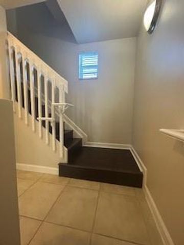 2337 Vintage Drive, Lighthouse Point, FL 33064