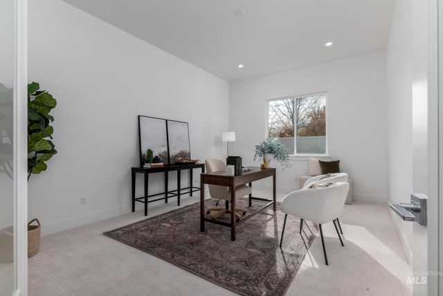 2005 N Spring Creek Ave, Middleton, ID 83644