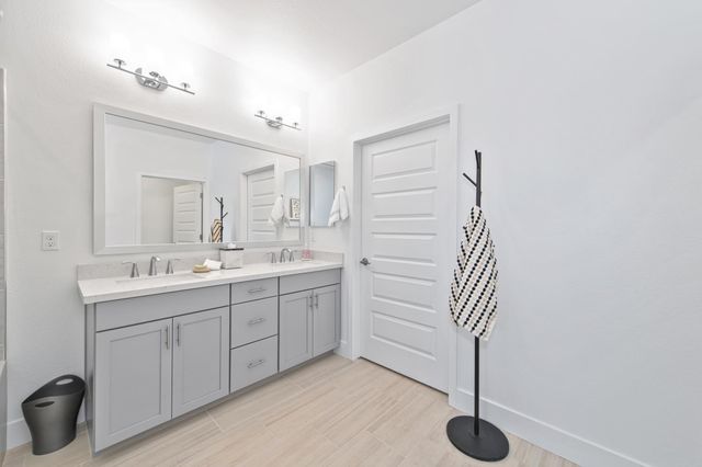 8952 Cerro Vista Dr, El Dorado Hills, CA 95762